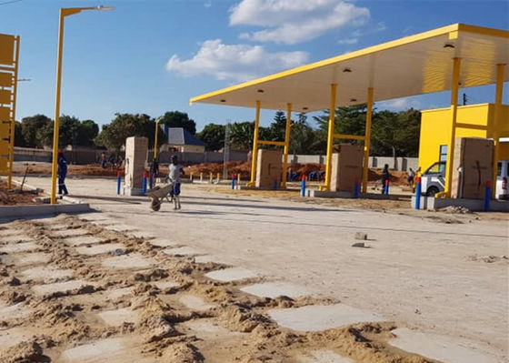 Casa pré-fabricada ISO9001 das construções industriais da armação de aço da vertente do posto de gasolina do ODM