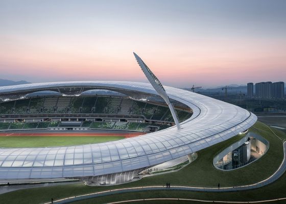Ginásio de aço galvanizado da construção da casa pré-fabricada de pouco peso do estádio da construção de aço