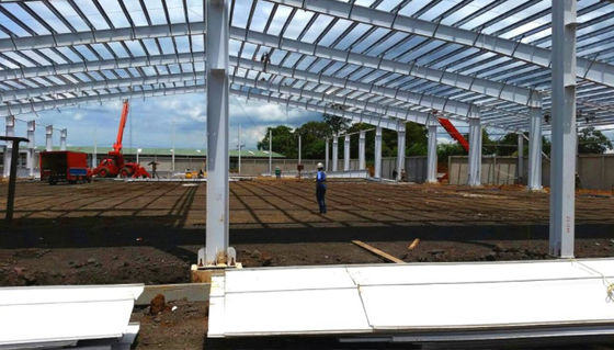 Padrão de construção portal do GB do armazém da construção de aço do quadro da casa pré-fabricada