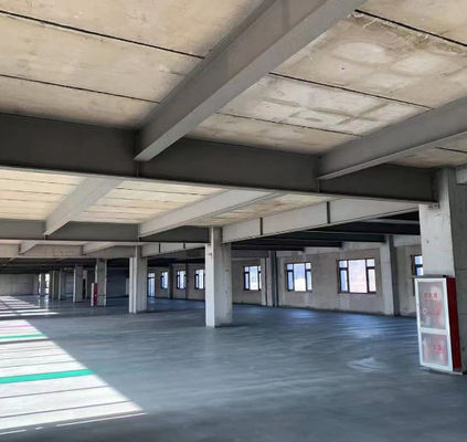Edifício de aço pré-fabricado de vários andares personalizado e moderno