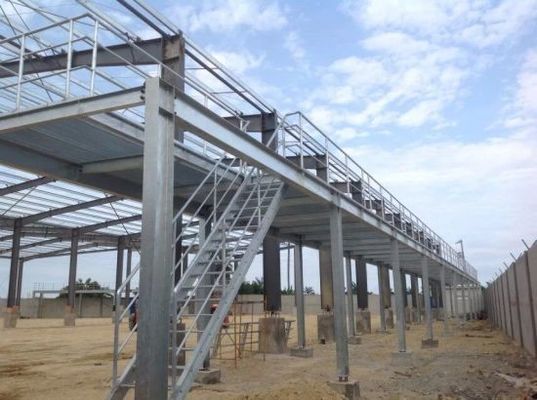 Plataforma resistente da construção de aço para o uso duradouro