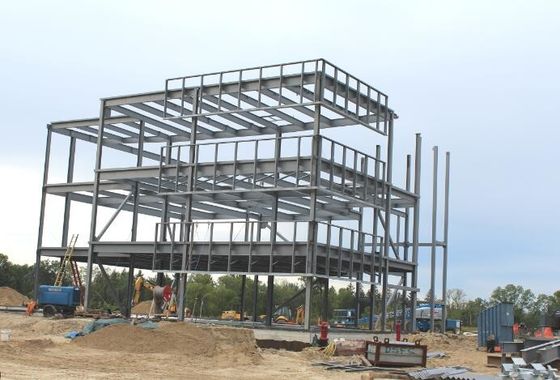 O quadro portal de aço personalizado de Q355B/Q235B pré-fabricou a construção de aço