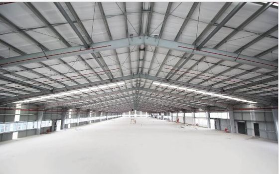Fabricação de construções metálicas e estruturas de aço para a indústria