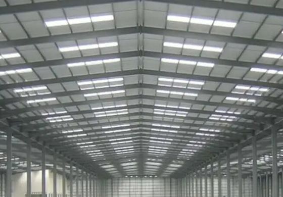 Construção de estruturas de aço galvanizado de alta resistência para oficina