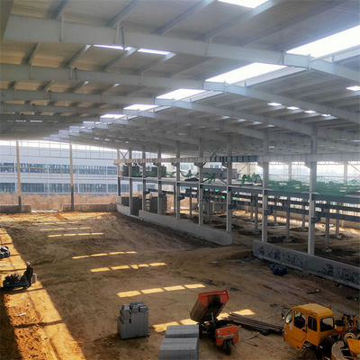 Construção de estruturas pré-fabricadas de aço