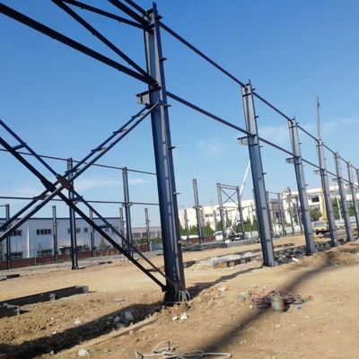 Construção de estruturas de aço leve para oficina de pré-fabricação