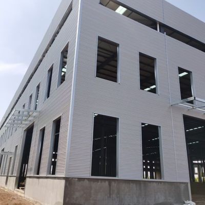 Armazém de estrutura de aço de portal personalizado para diferentes aplicações