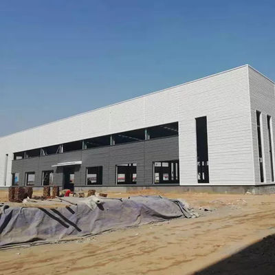 Oficina de estruturas de aço personalizadas com tratamento e materiais de superfície galvanizados