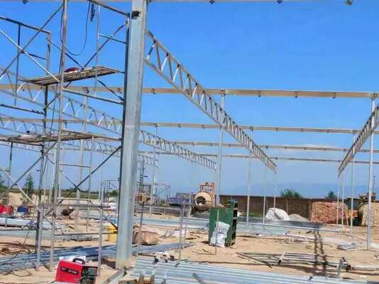 Estufa de filme PE de vão contínuo, utilizada para melhorar e acelerar o amadurecimento de vegetais